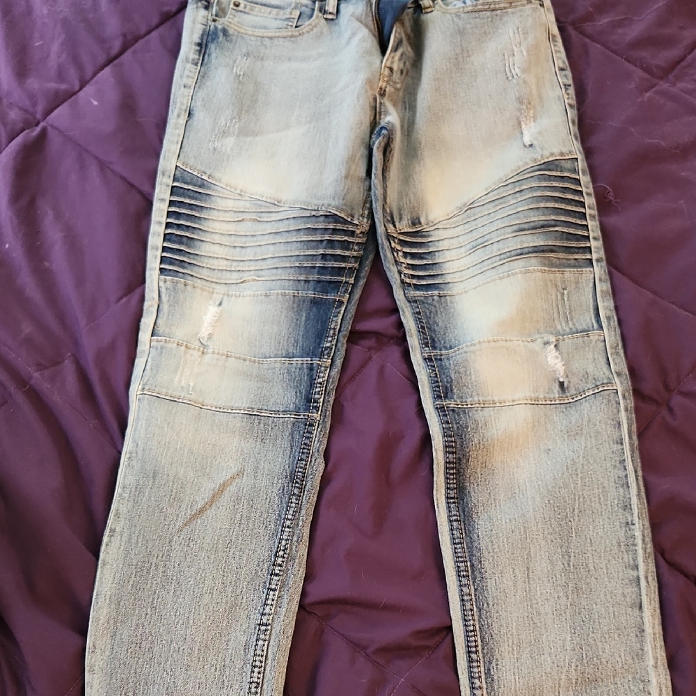 Men's Stylish Distressed Skinny Jeans